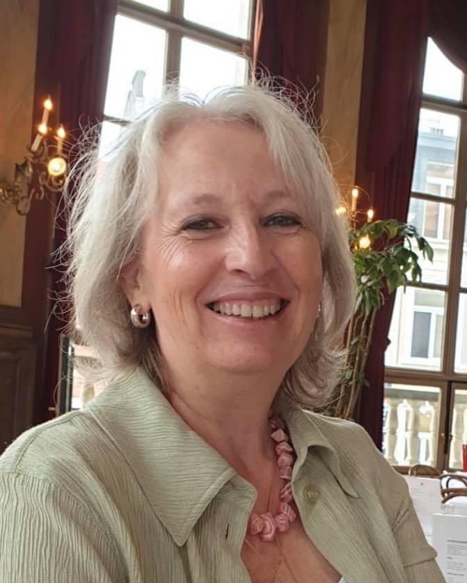 Miran — astrologe, numerologe en holistisch therapeute